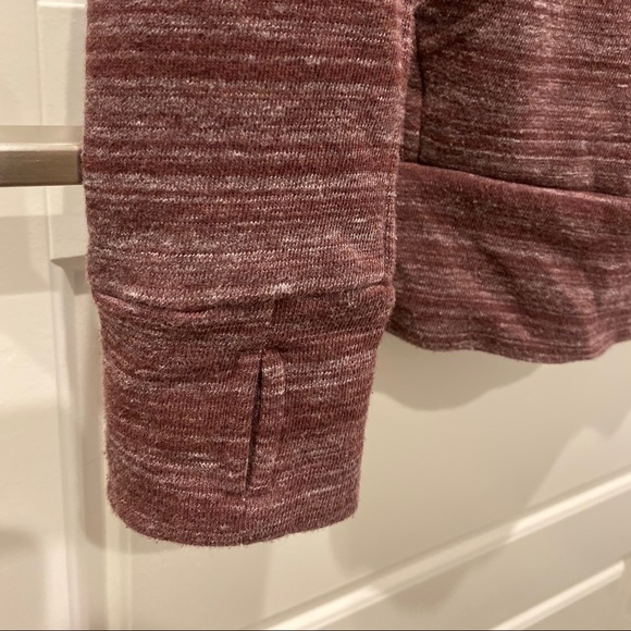 2/$25 Bench Maroon Hoodie with Thumb Holes Size XS - Picture 3 of 4